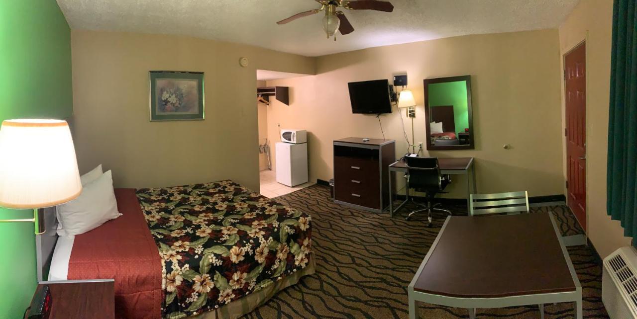 Thunderbird Inn リベラル エクステリア 写真